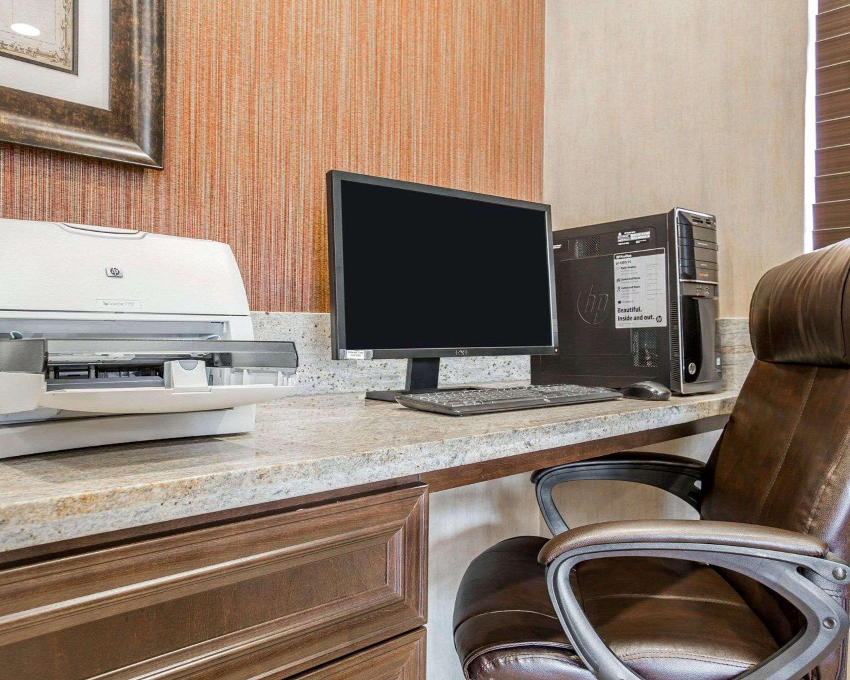 Quality Inn & Suites Woodland - Sacramento Airport Exteriör bild