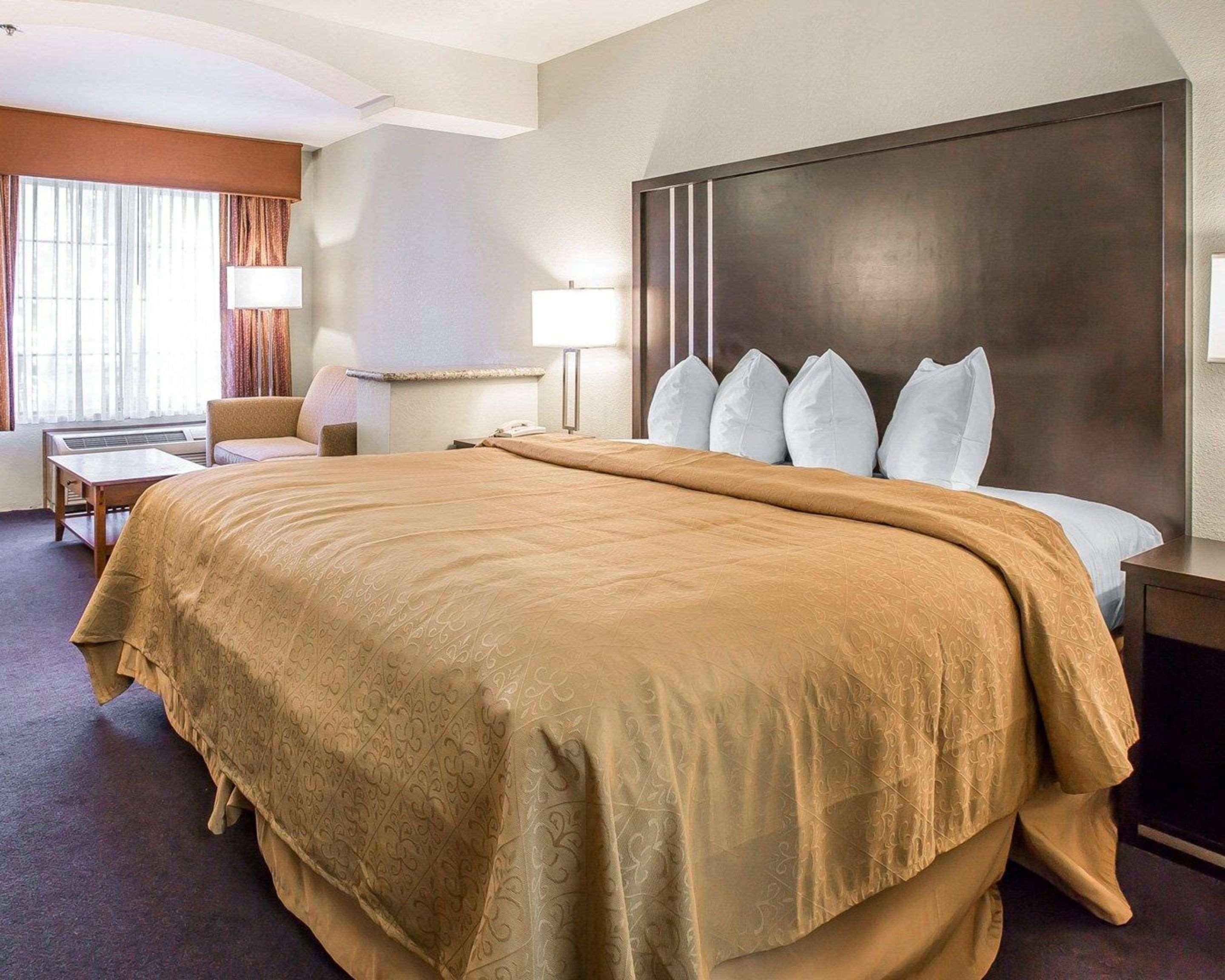 Quality Inn & Suites Woodland - Sacramento Airport Exteriör bild
