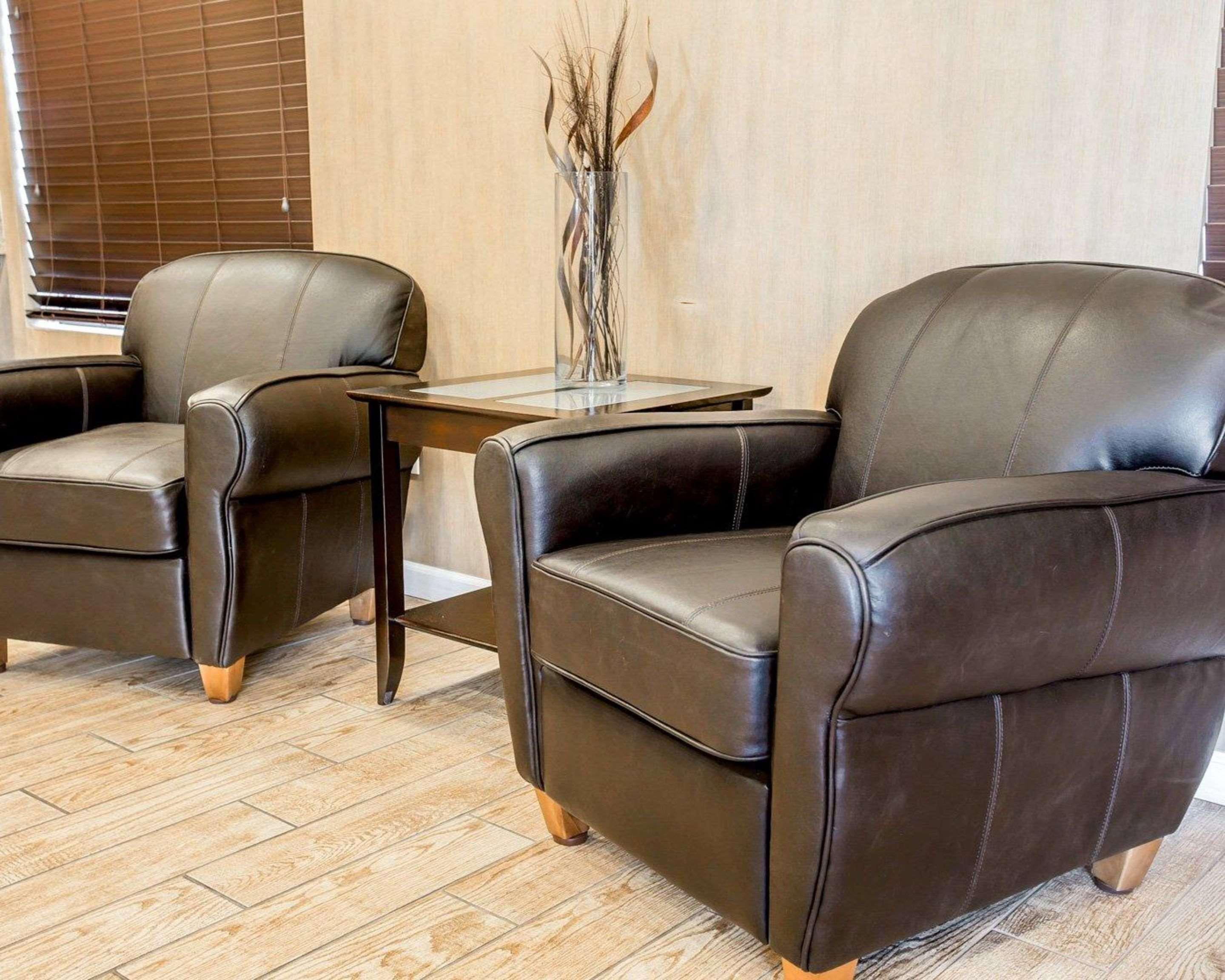 Quality Inn & Suites Woodland - Sacramento Airport Exteriör bild