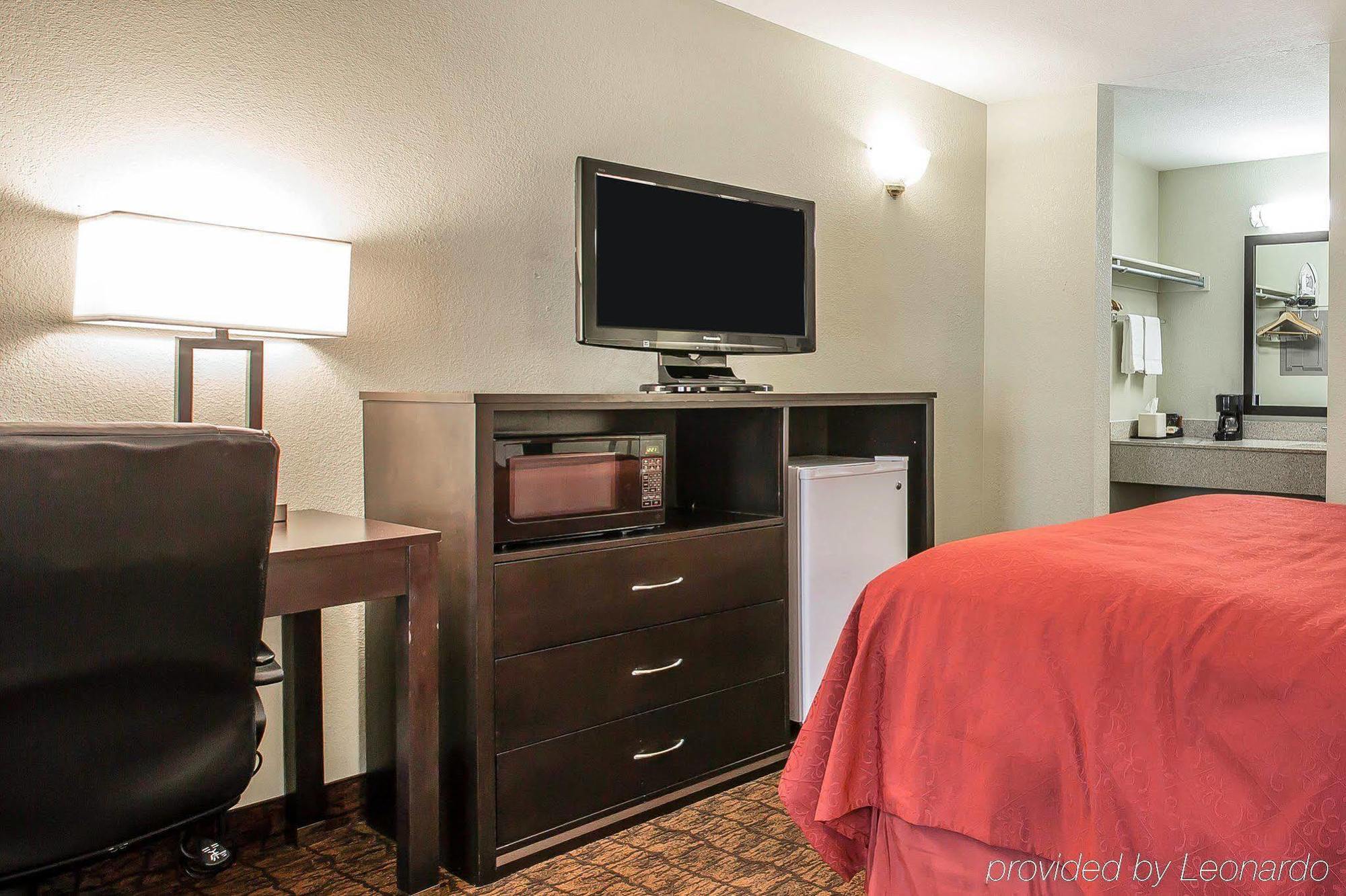 Quality Inn & Suites Woodland - Sacramento Airport Exteriör bild